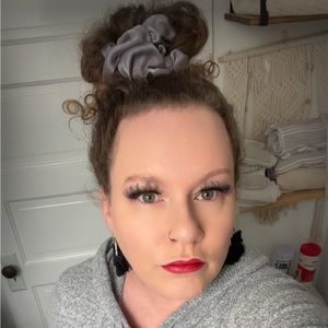 Meet your Posher, Christy